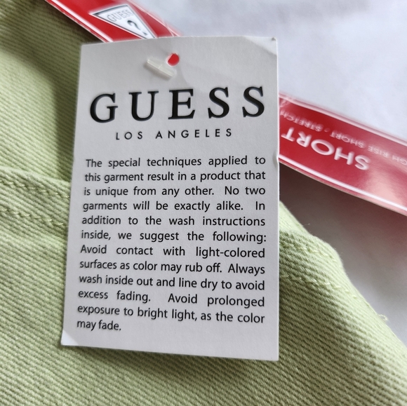 Guess Shorts, size xl - Picture 3 of 8